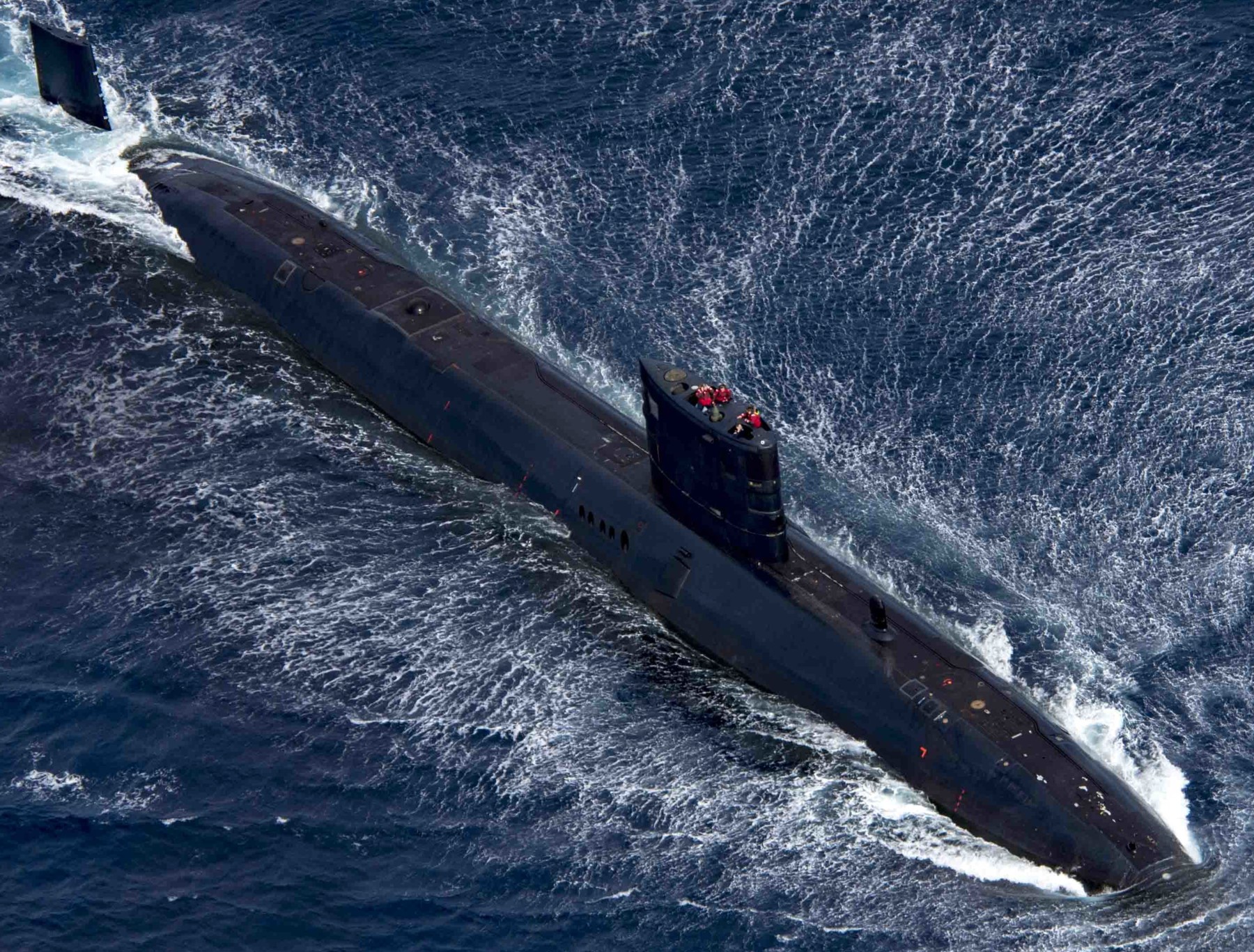 s91 hms trenchant trafalgar class attack submarine hunter killer royal navy 02