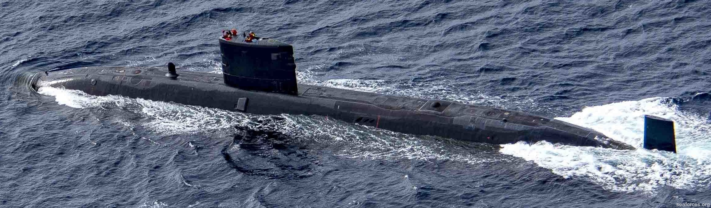s91 hms trenchant trafalgar class attack submarine hunter killer royal navy 05