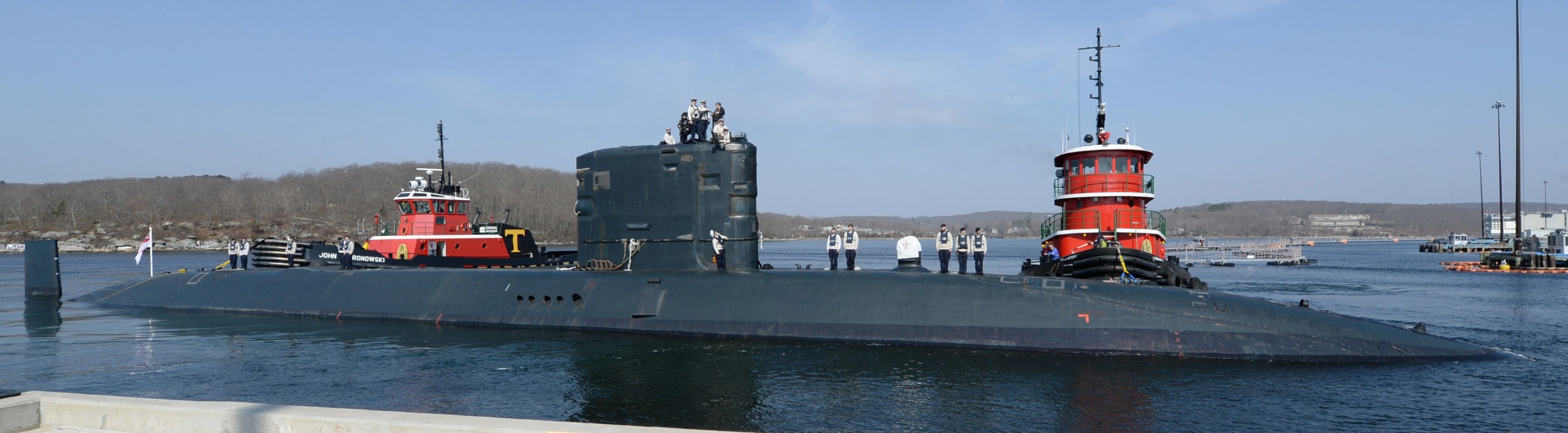 hms trenchant s-91 trafalgar class attack submarine royal navy 08