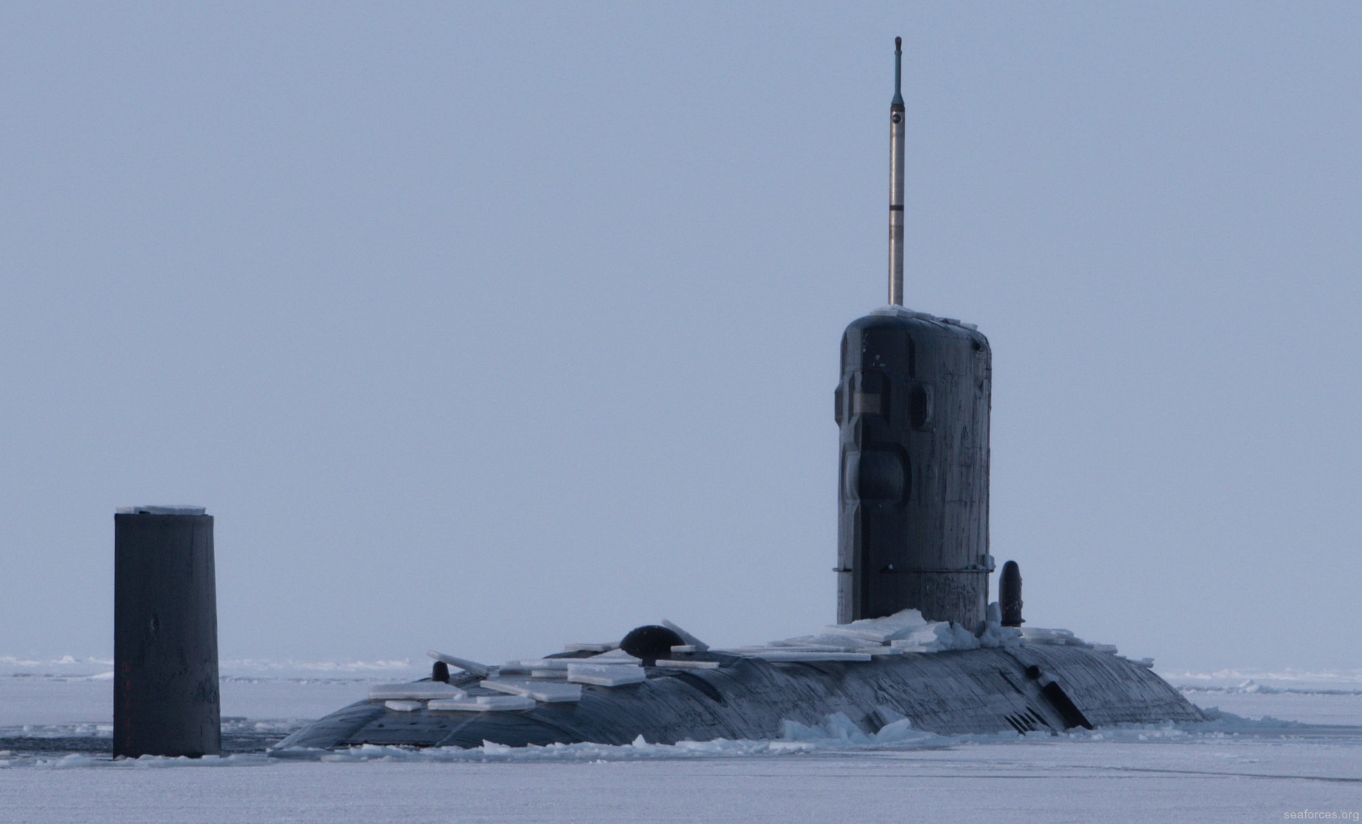s91 hms trenchant trafalgar class attack submarine hunter killer royal navy 13