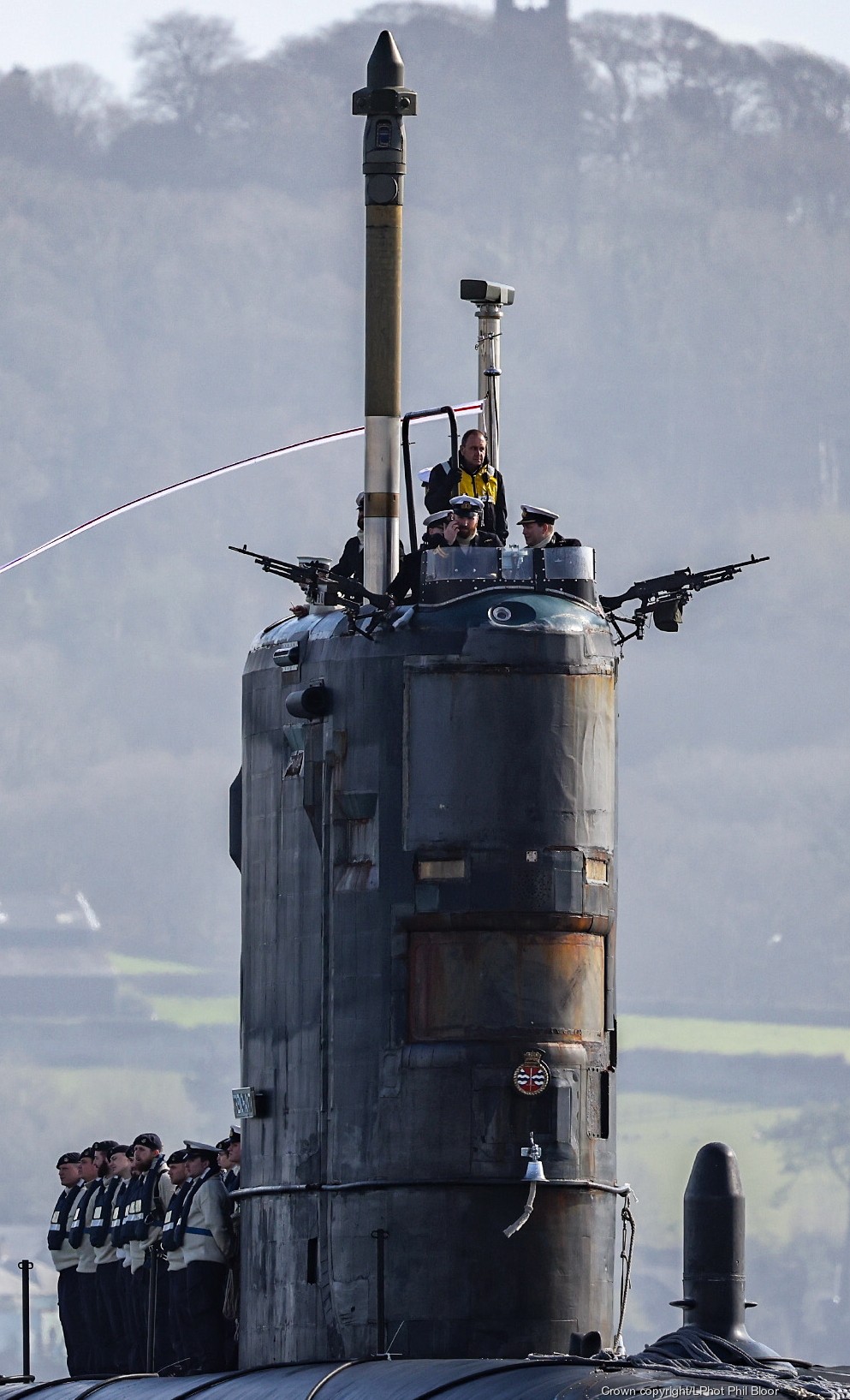 s91 hms trenchant trafalgar class attack submarine hunter killer royal navy 22