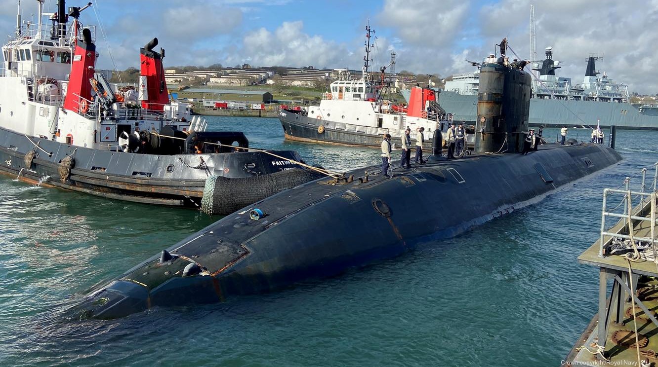 s91 hms trenchant trafalgar class attack submarine hunter killer royal navy 30