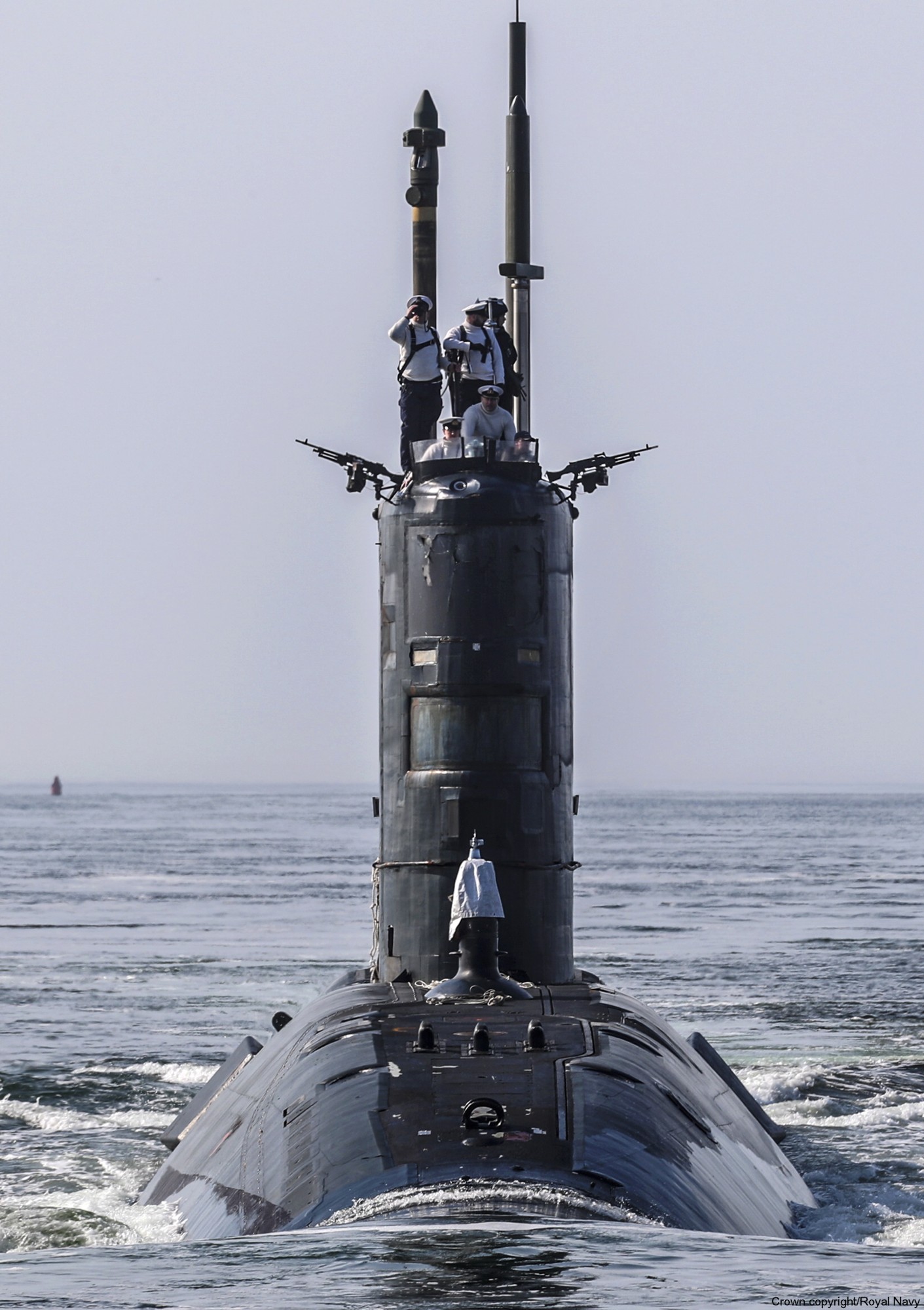 s91 hms trenchant trafalgar class attack submarine hunter killer royal navy 32