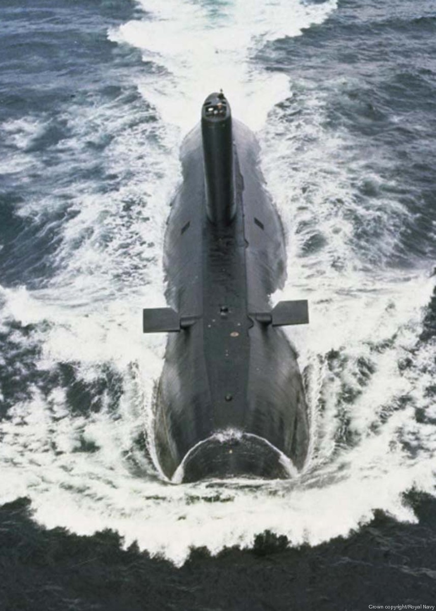 s103 hms warspite valiant class attack submarine ssn royal navy 03