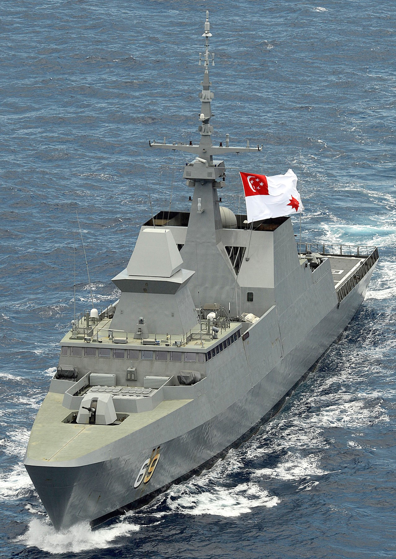 69 rss intrepid formidable class multi-mission missile frigate ffg republic singapore navy dcns sylver vls 05
