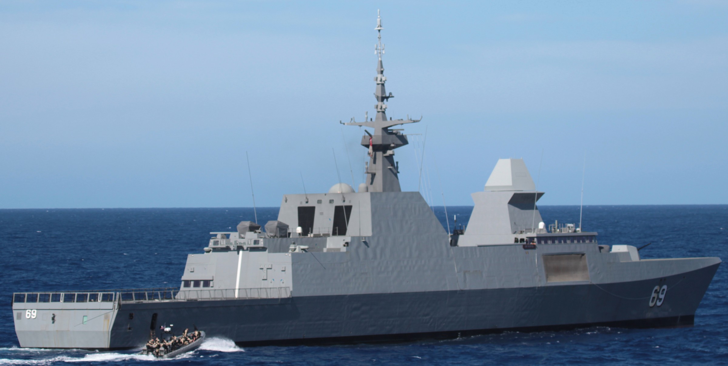 69 rss intrepid formidable class multi-mission missile frigate ffg republic singapore navy 18