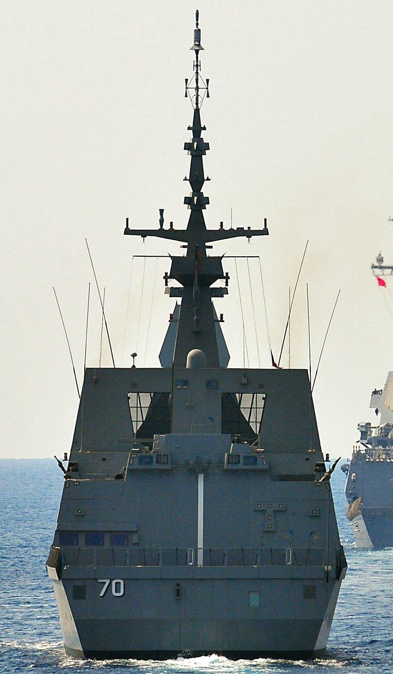 70 rss steadfast formidable class multi-mission missile frigate ffg republic singapore navy 25