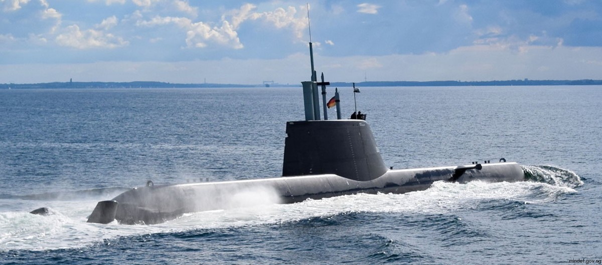 invincible class type 218sg attack submarine ssk aip republic singapore navy tkms rss impeccable illustrious inimitable 12