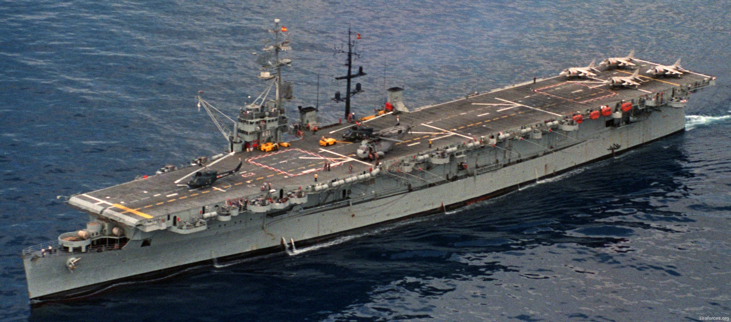 r-01 sps dedalo aircraft carrier spanish navy armada espanola 04x