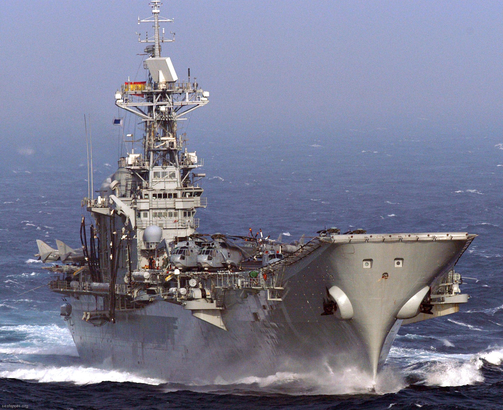 r-11 sps principe de asturias aircraft carrier vstol spanish navy 07