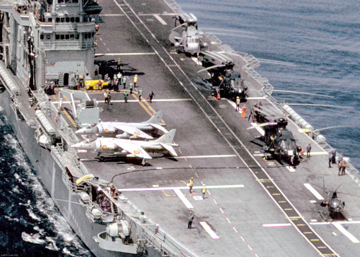 r-11 sps principe de asturias aircraft carrier vstol spanish navy 10 av-8s matador