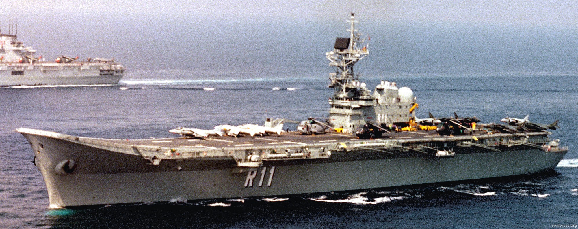 r-11 sps principe de asturias aircraft carrier vstol spanish navy 11