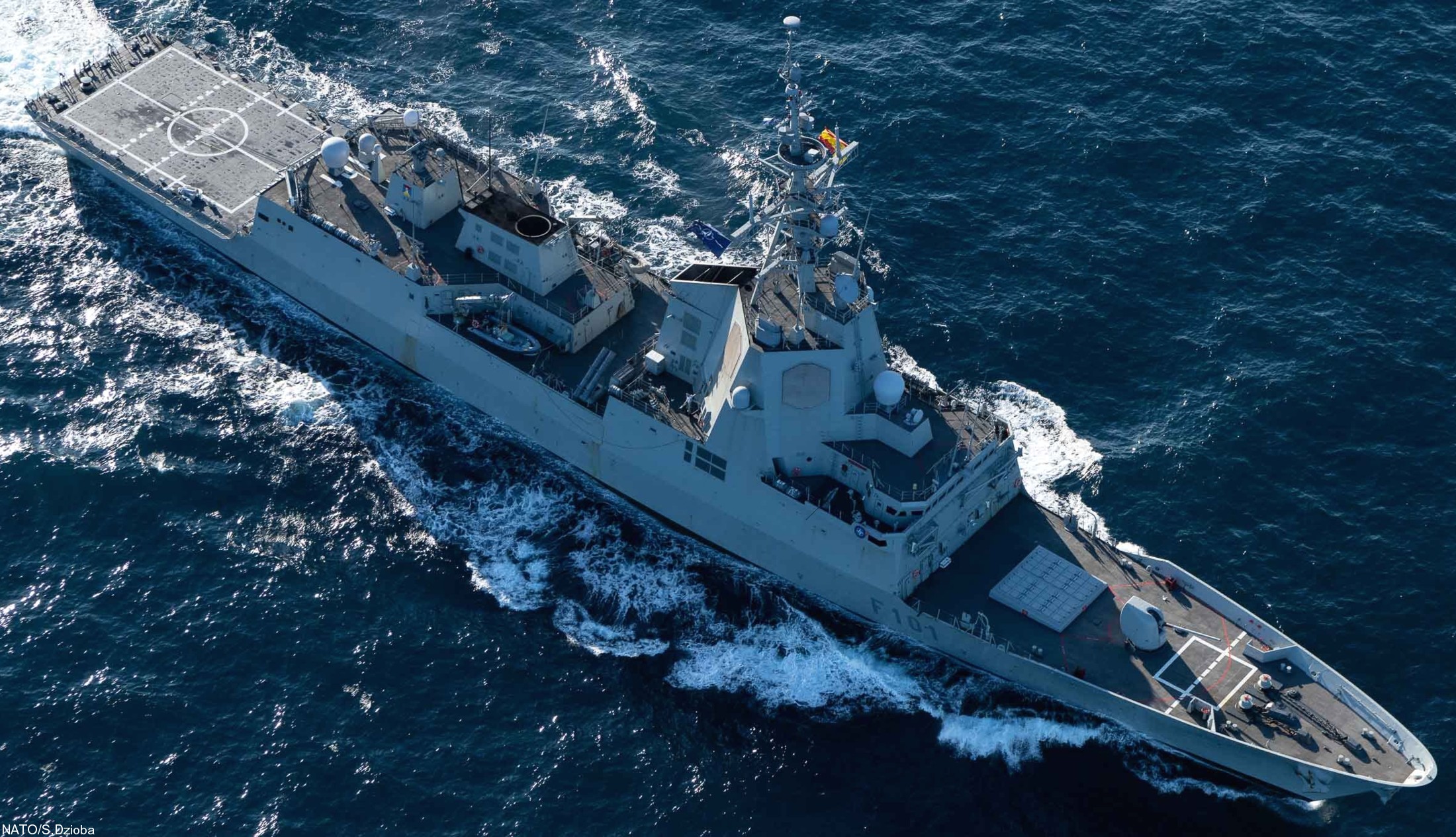 sps alvaro de bazan f101 f-100 class guided missile frigate ffg spanish navy armada espanola 18