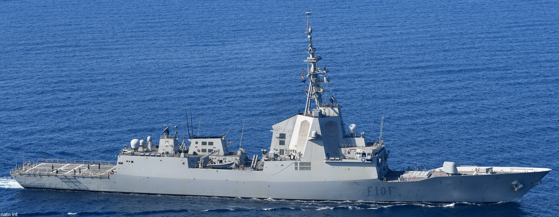 sps alvaro de bazan f101 f-100 class guided missile frigate ffg spanish navy armada espanola 21
