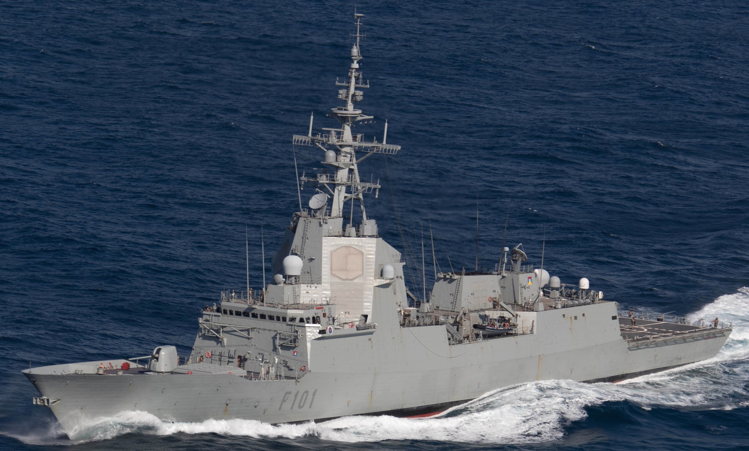 sps alvaro de bazan f101 f-100 class guided missile frigate ffg spanish navy armada espanola izar ferrol 25x