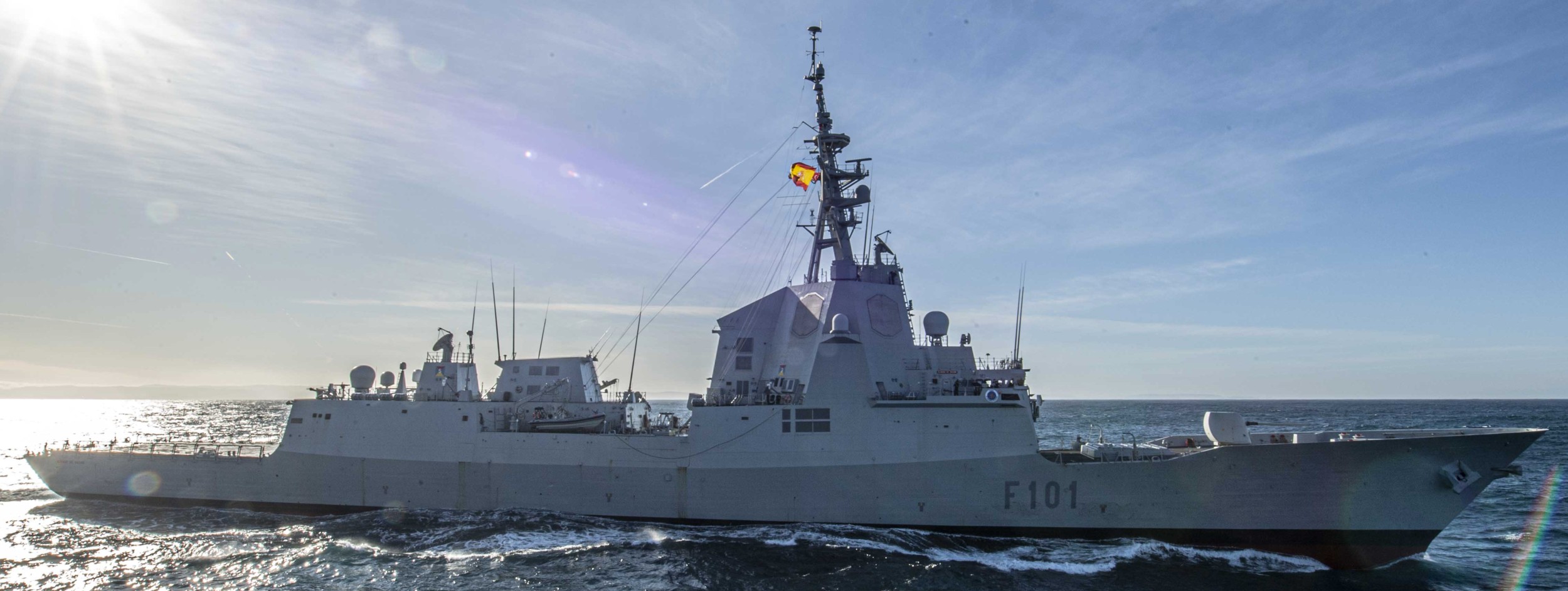 sps alvaro de bazan f101 f-100 class guided missile frigate ffg spanish navy armada espanola seahawk helicopter 28