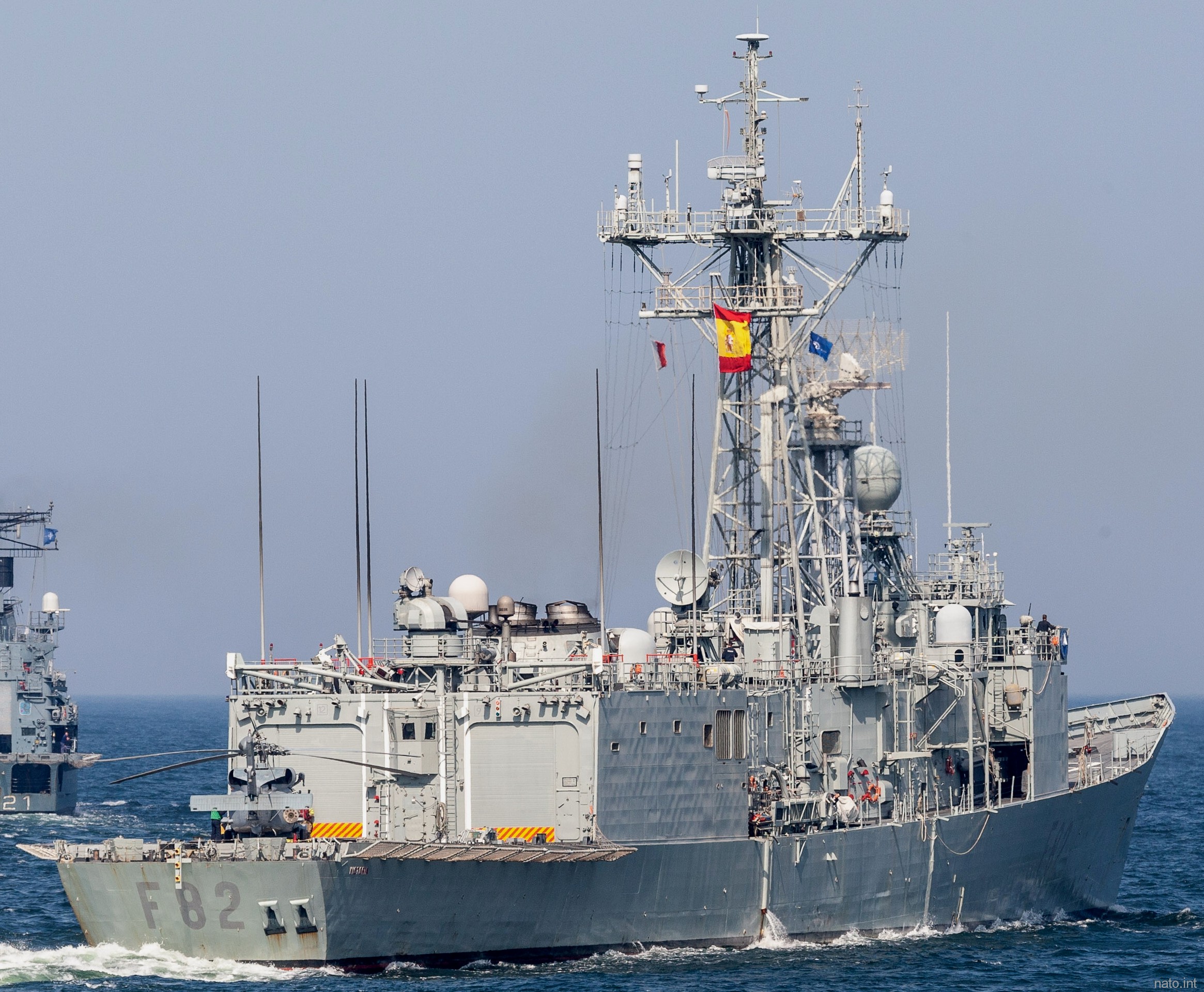 f-82 sps victoria f80 santa maria class guided missile frigate spanish navy 02