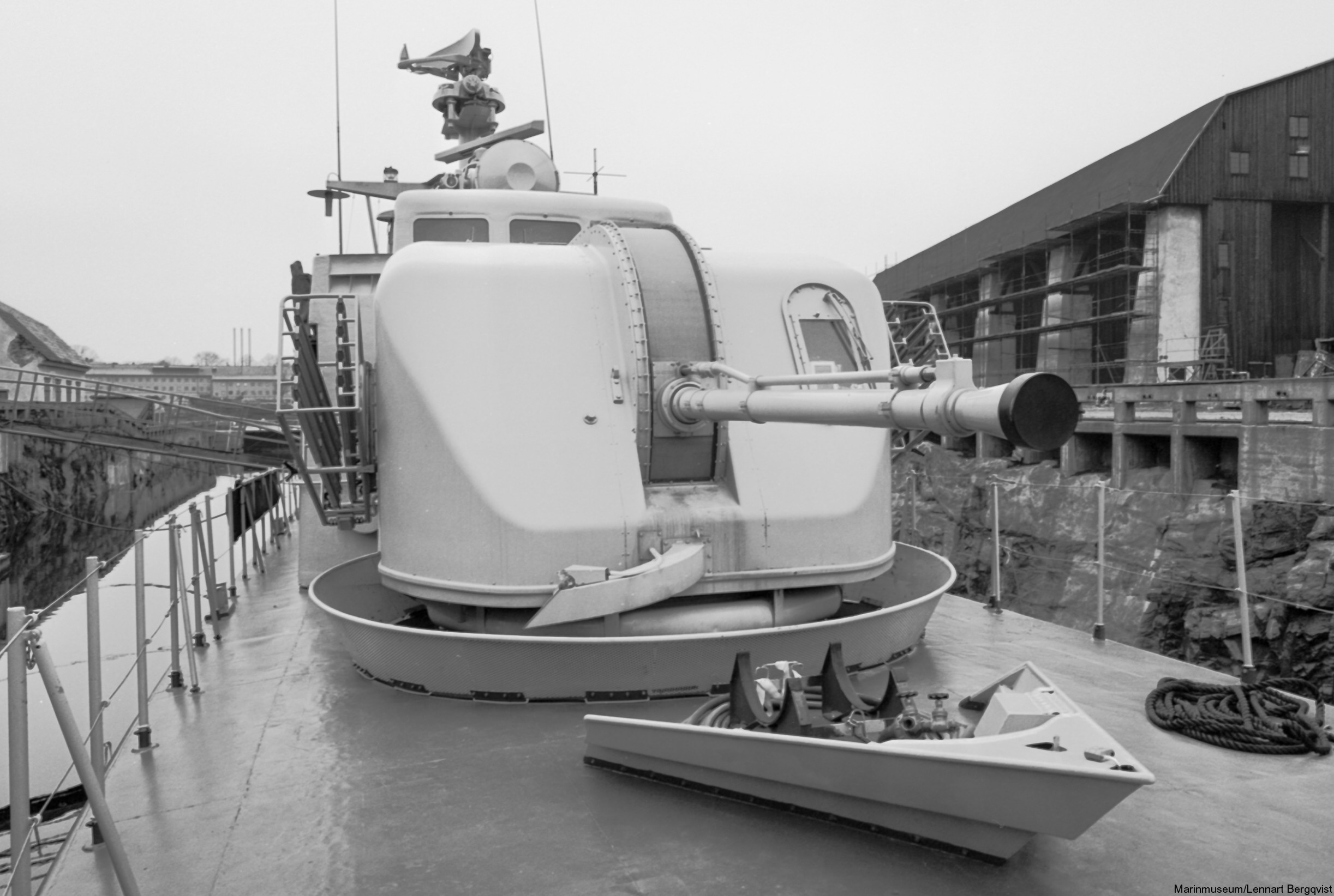 hugin class fast attack missile patrol boat craft swedish navy svenska marinen försvarsmakten robotsystem 12 agm-119 penguin p157 mjölner 02