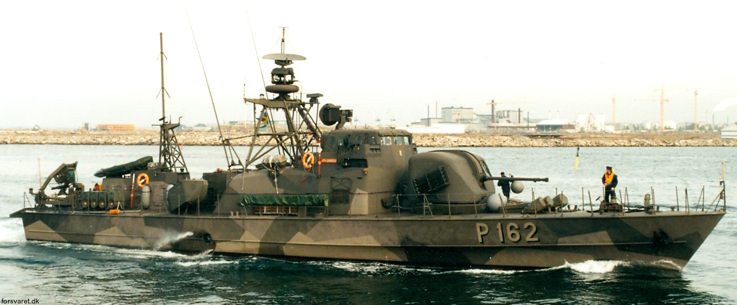 hugin class fast attack missile patrol boat craft swedish navy svenska marinen försvarsmakten robotsystem 12 agm-119 penguin p162 spejaren 02