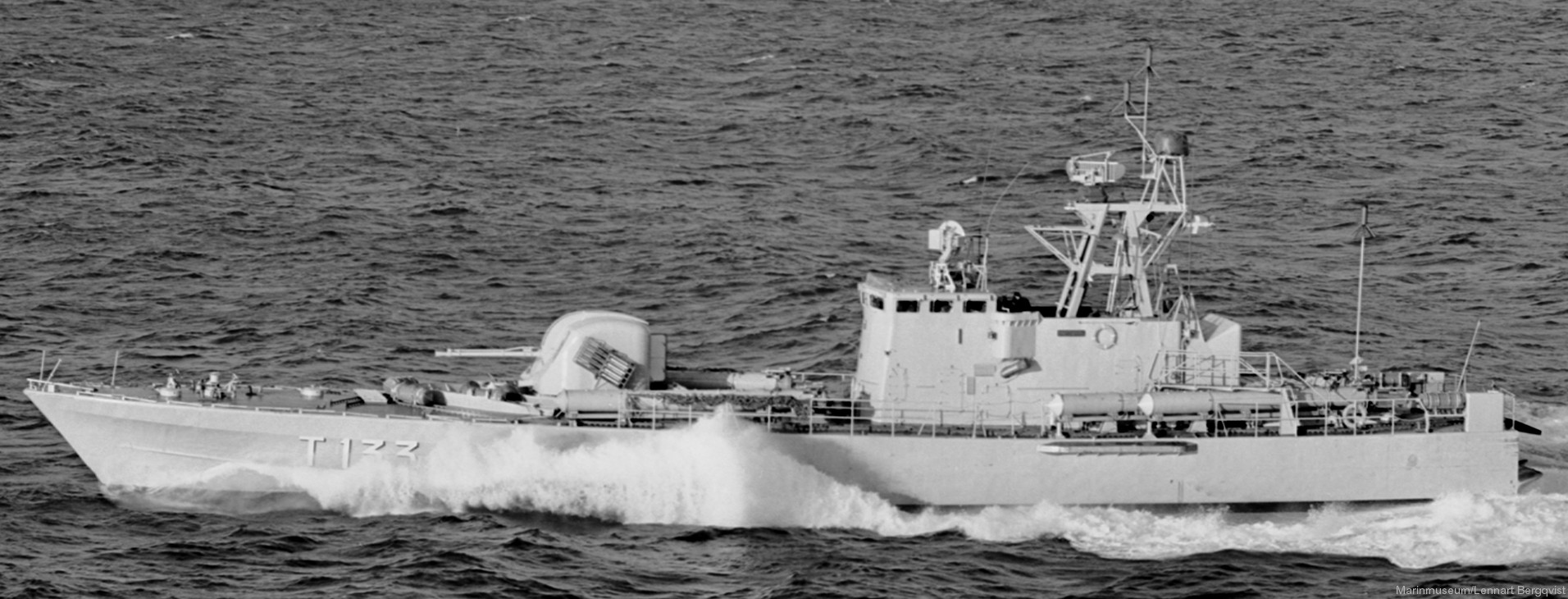 t133 norrtälje hswms hms norrköping class fast attack craft torpedo missile patrol boat swedish navy svenska marinen 11