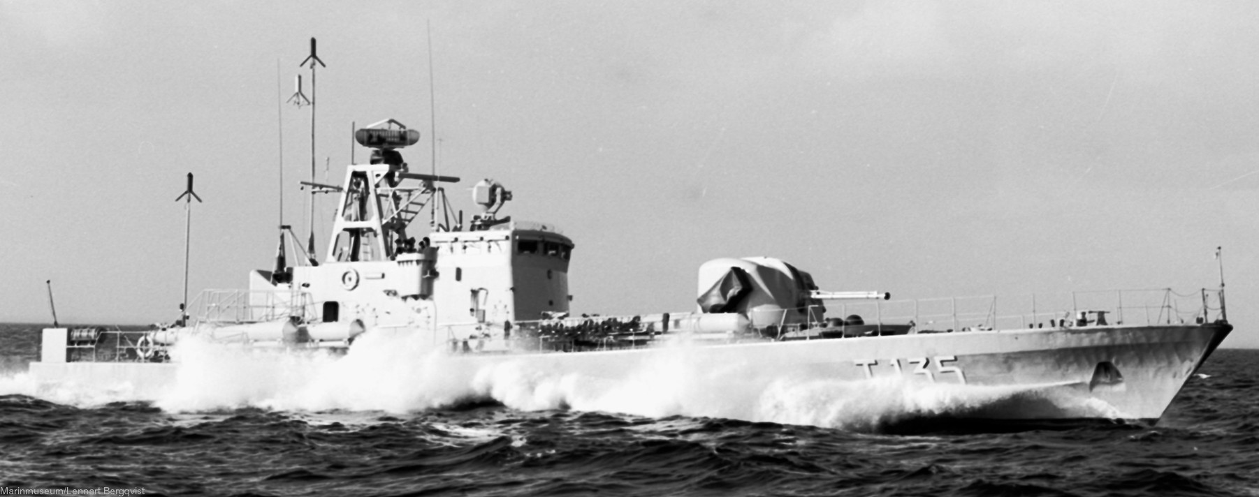 t135 västeras hswms hms norrköping class fast attack craft torpedo missile patrol boat swedish navy svenska marinen 04