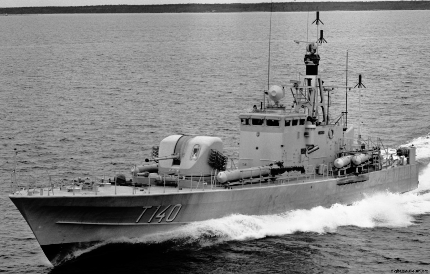 t140 halmstad hswms hms norrköping class fast attack craft torpedo missile patrol boat swedish navy svenska marinen 02