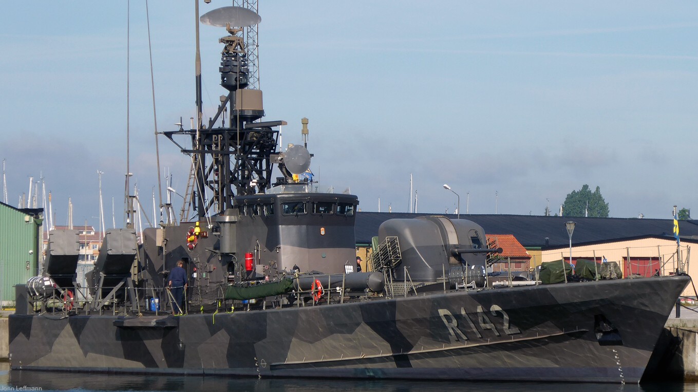 r142 ystad hswms hms norrköping class fast attack craft torpedo missile patrol boat swedish navy svenska marinen 10