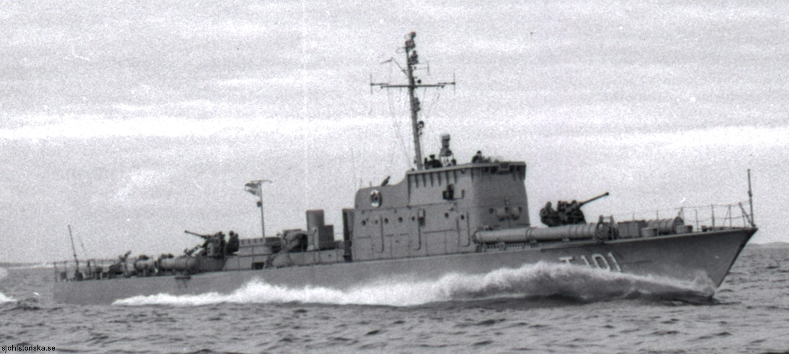 t101 perseus hms hswms fast attack craft torpedo boat vessel swedish navy svenska marinen 08