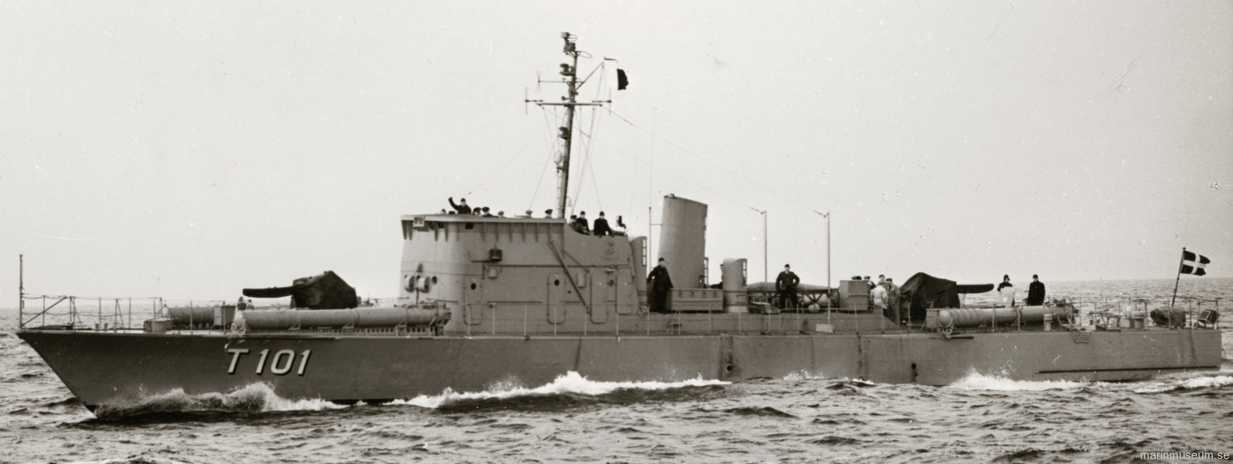 t101 perseus hms hswms fast attack craft torpedo boat vessel swedish navy svenska marinen 11