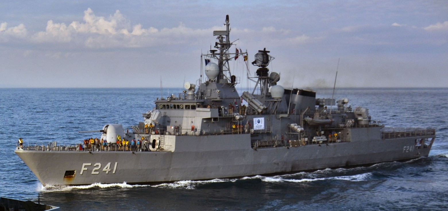 f-241 tcg turgutreis yavuz meko-200tn class frigate turkish navy türk deniz kuvvetleri hdw kiel 07x