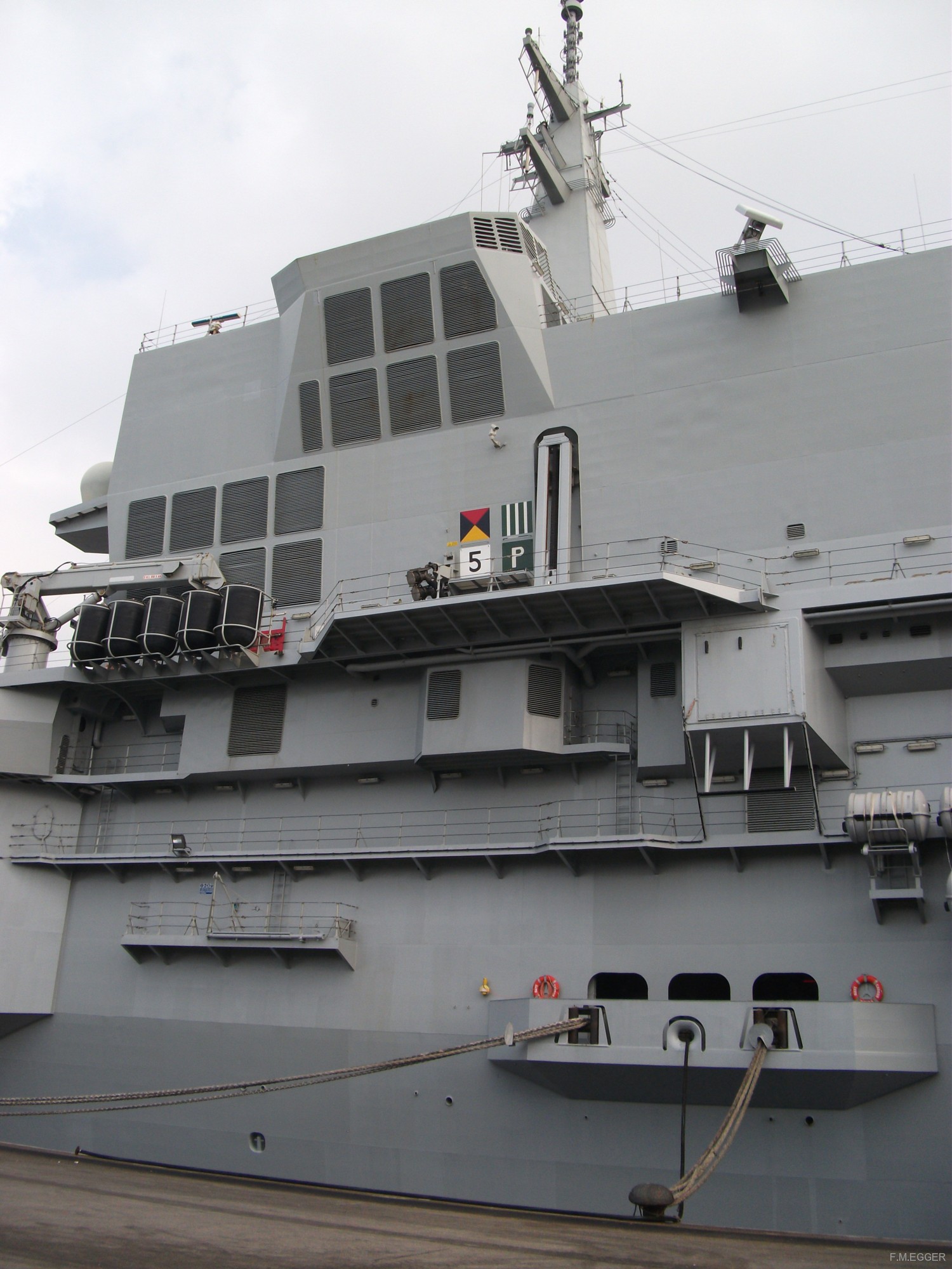 c-550 cavour aircraft carrier italian navy marina militare 29 replenishment station