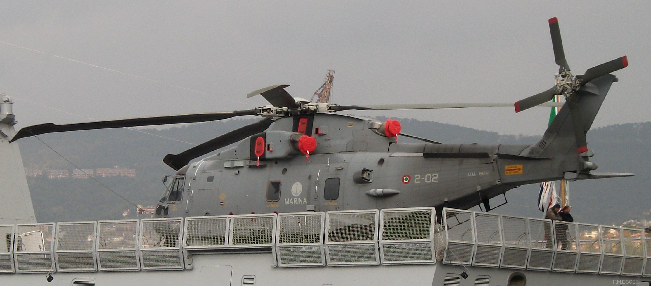 f-591 virginio fasan frigate italian navy marine militare 24 agusta westland leonardo sh-101a eh101 helicopter