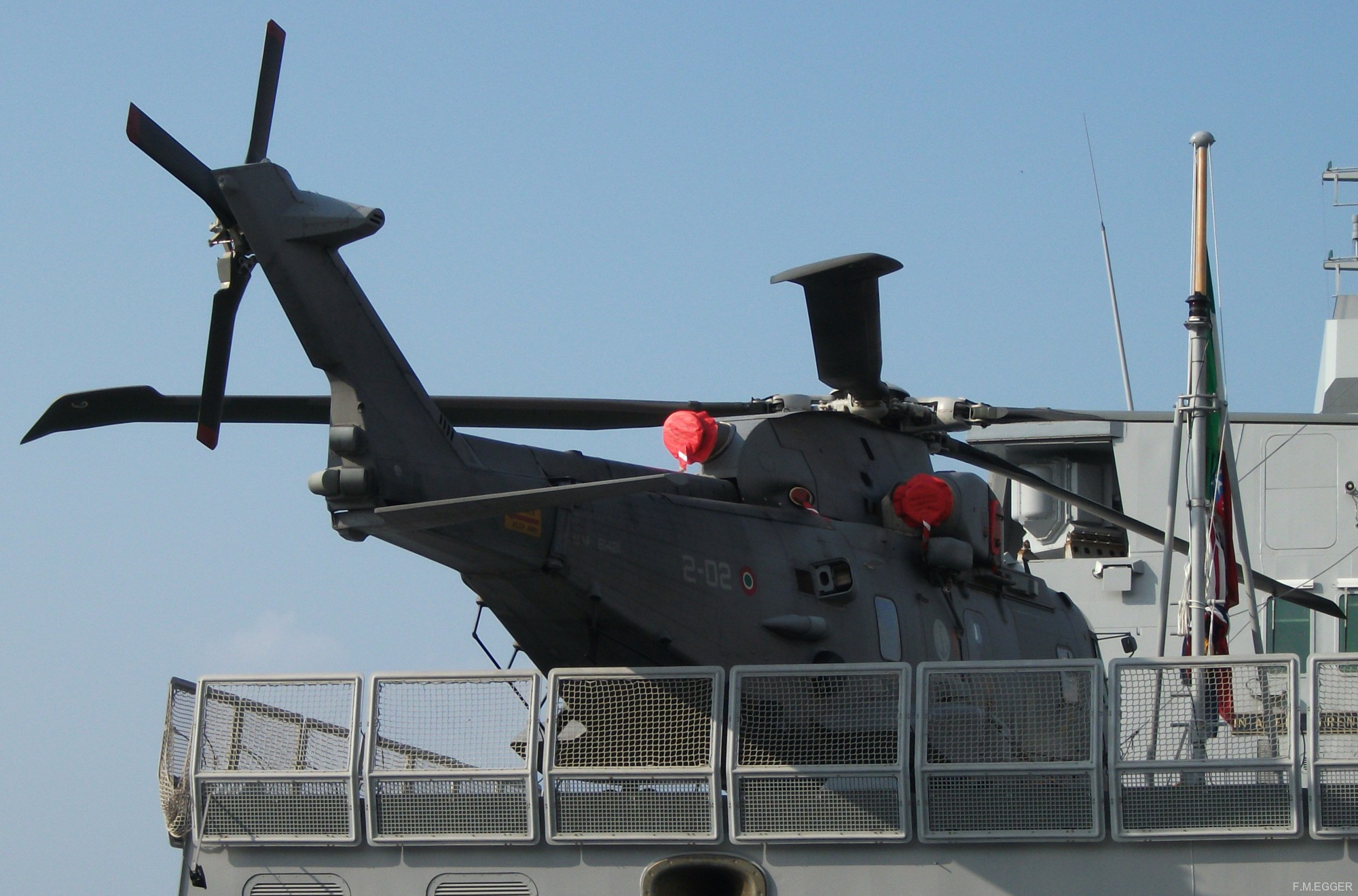 f-591 virginio fasan frigate italian navy marine militare 32 agusta westland sh-101a eh101 helicopter