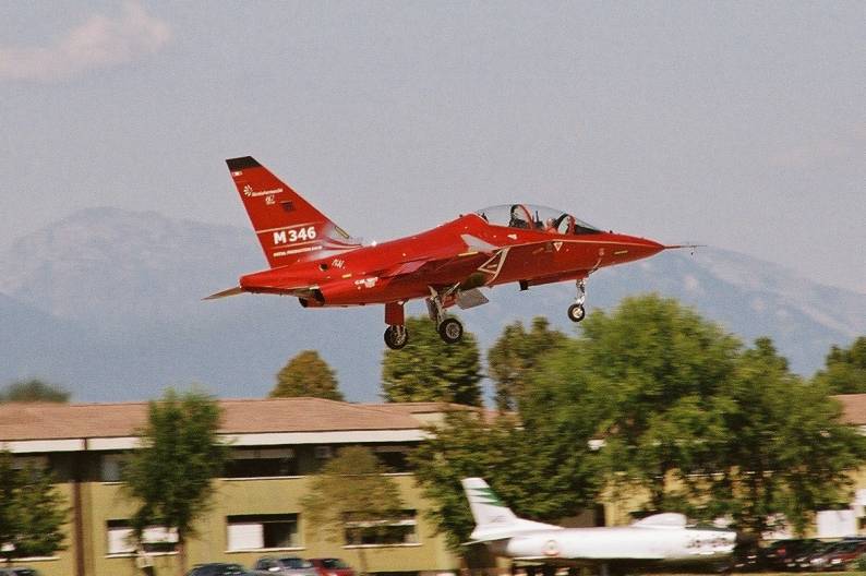 Finmeccanica / Aermacchi M-346