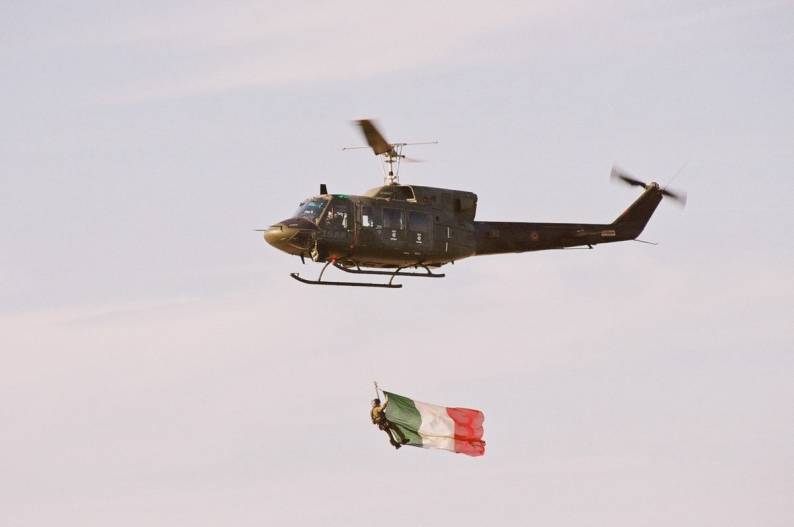 Agusta/Bell AB-212