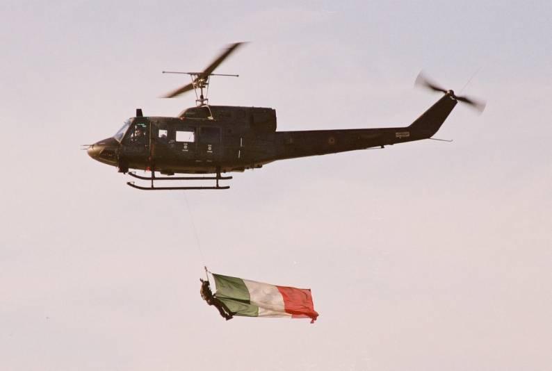 Agusta/Bell AB-212