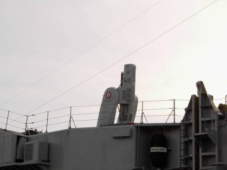 d 551 audace destroyer mk-13 missile launcher gmls for rim-66 standard sm-1mr