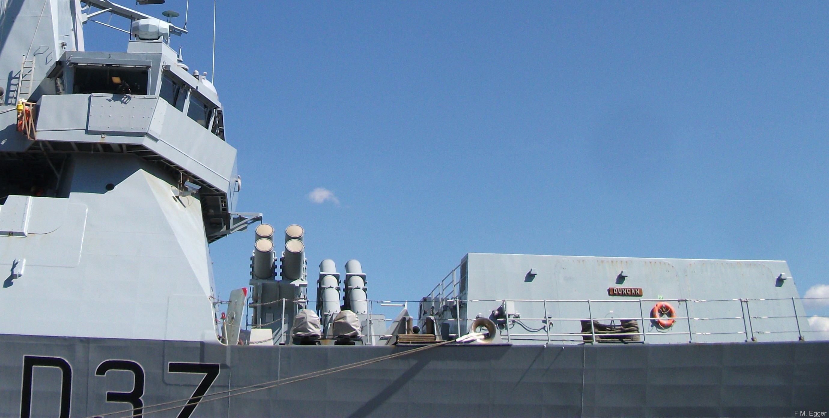 hms duncan d-37 type 45 daring class guided missile destroyer royal navy nato snmg-2 trieste 15a