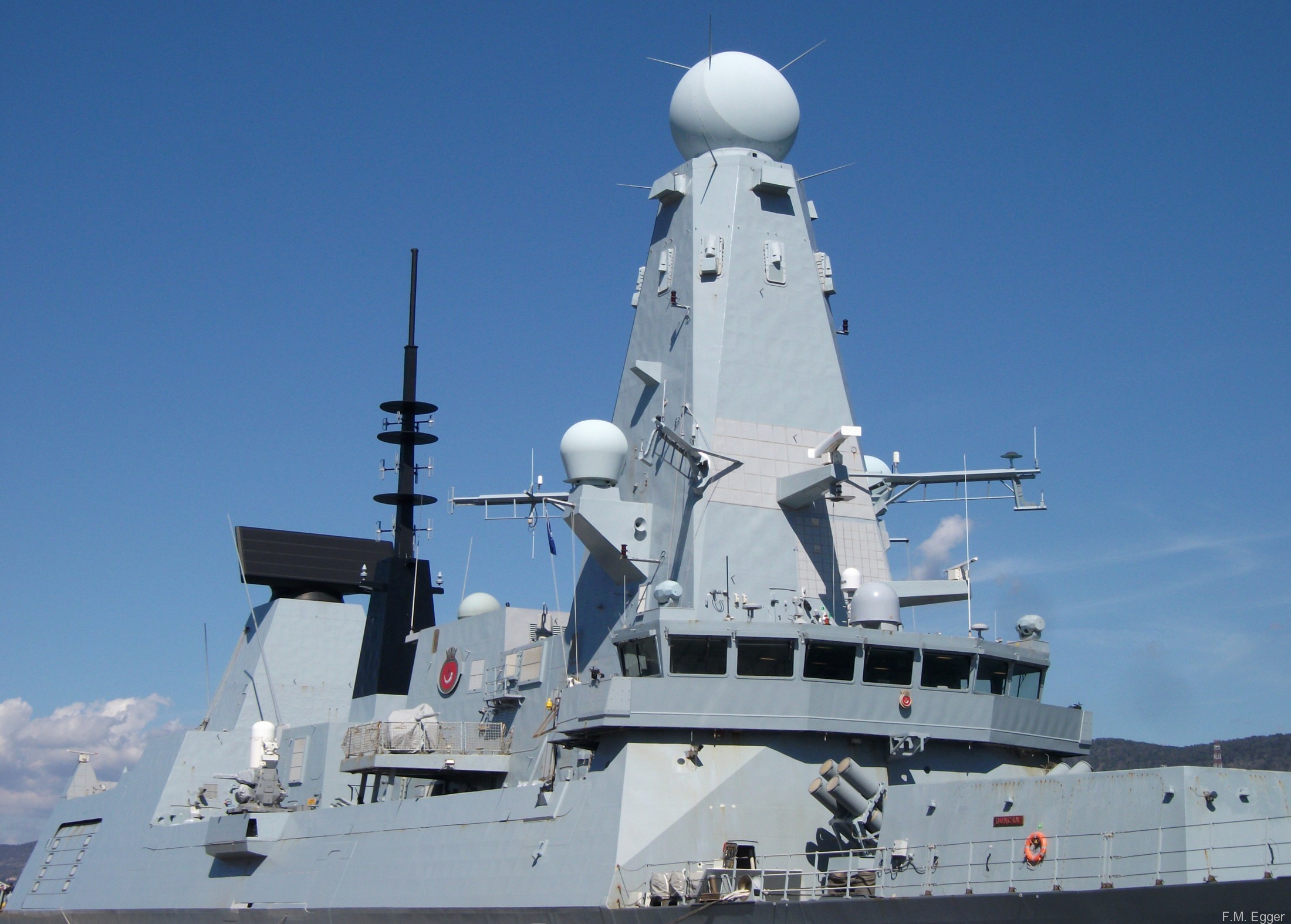 hms duncan d-37 type 45 daring class guided missile destroyer royal navy nato snmg-2 trieste 31