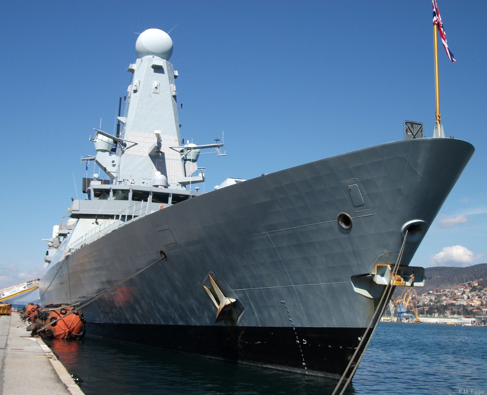 hms duncan d-37 type 45 daring class guided missile destroyer royal navy nato snmg-2 trieste 33