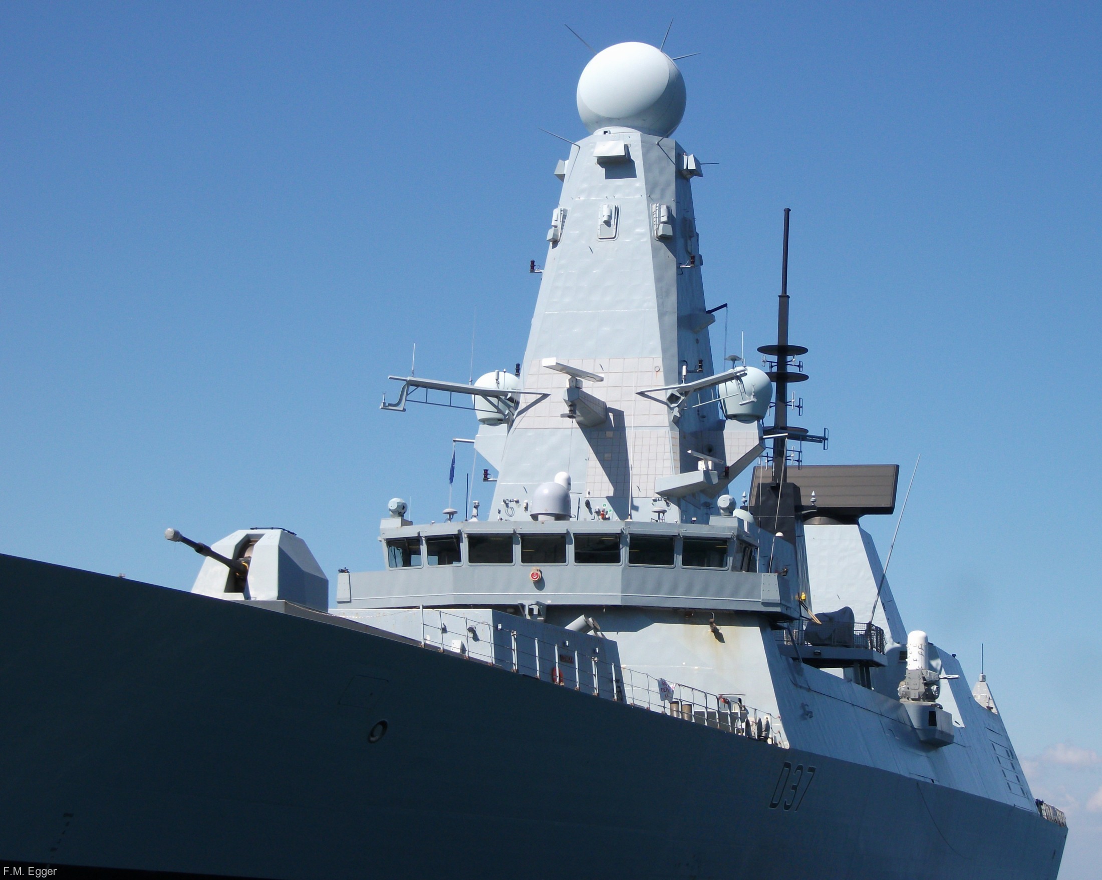 hms duncan d-37 destroyer royal navy nato snmg-2 trieste 37