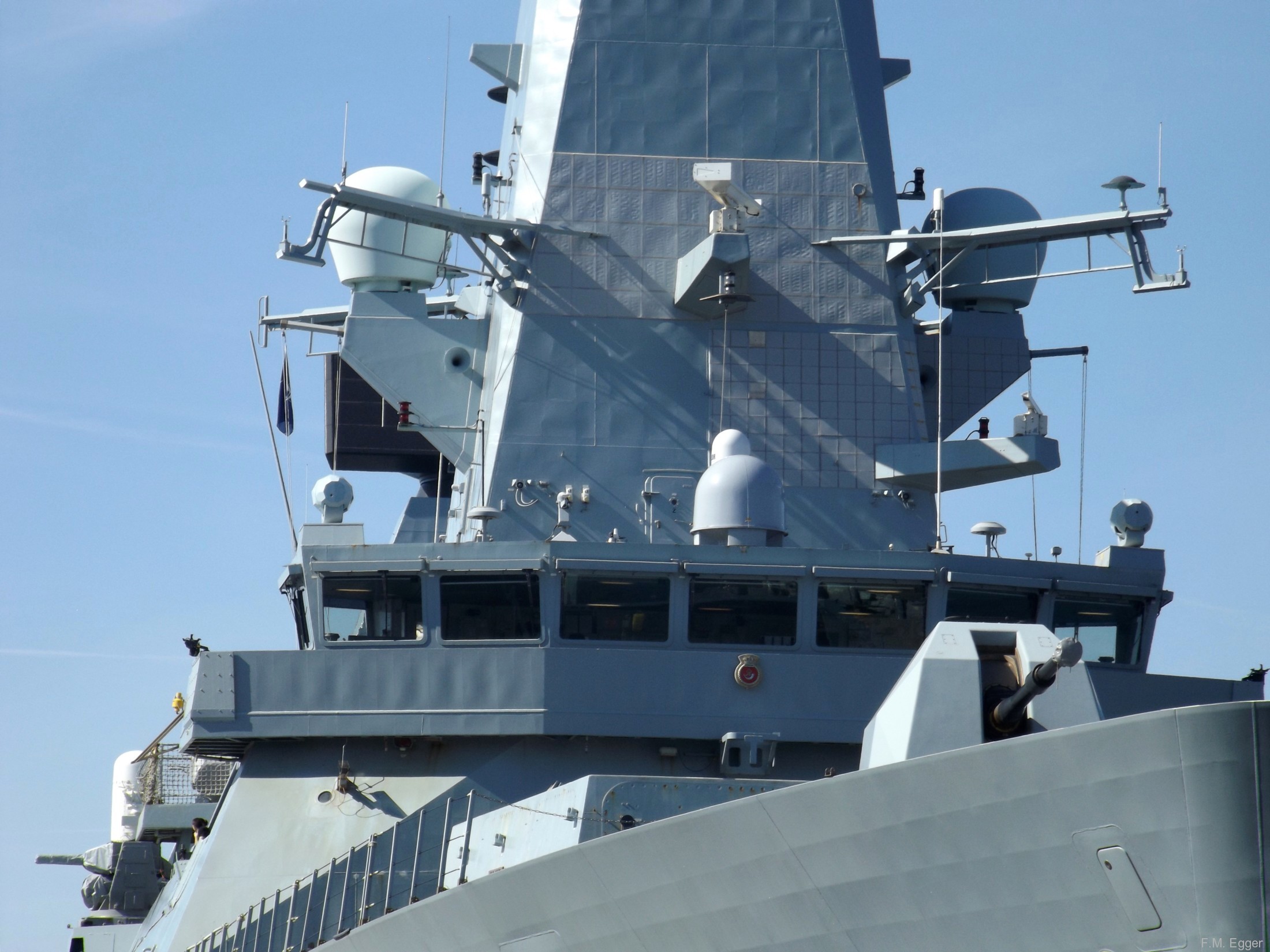 hms duncan d-37 destroyer royal navy nato snmg-2 trieste 41