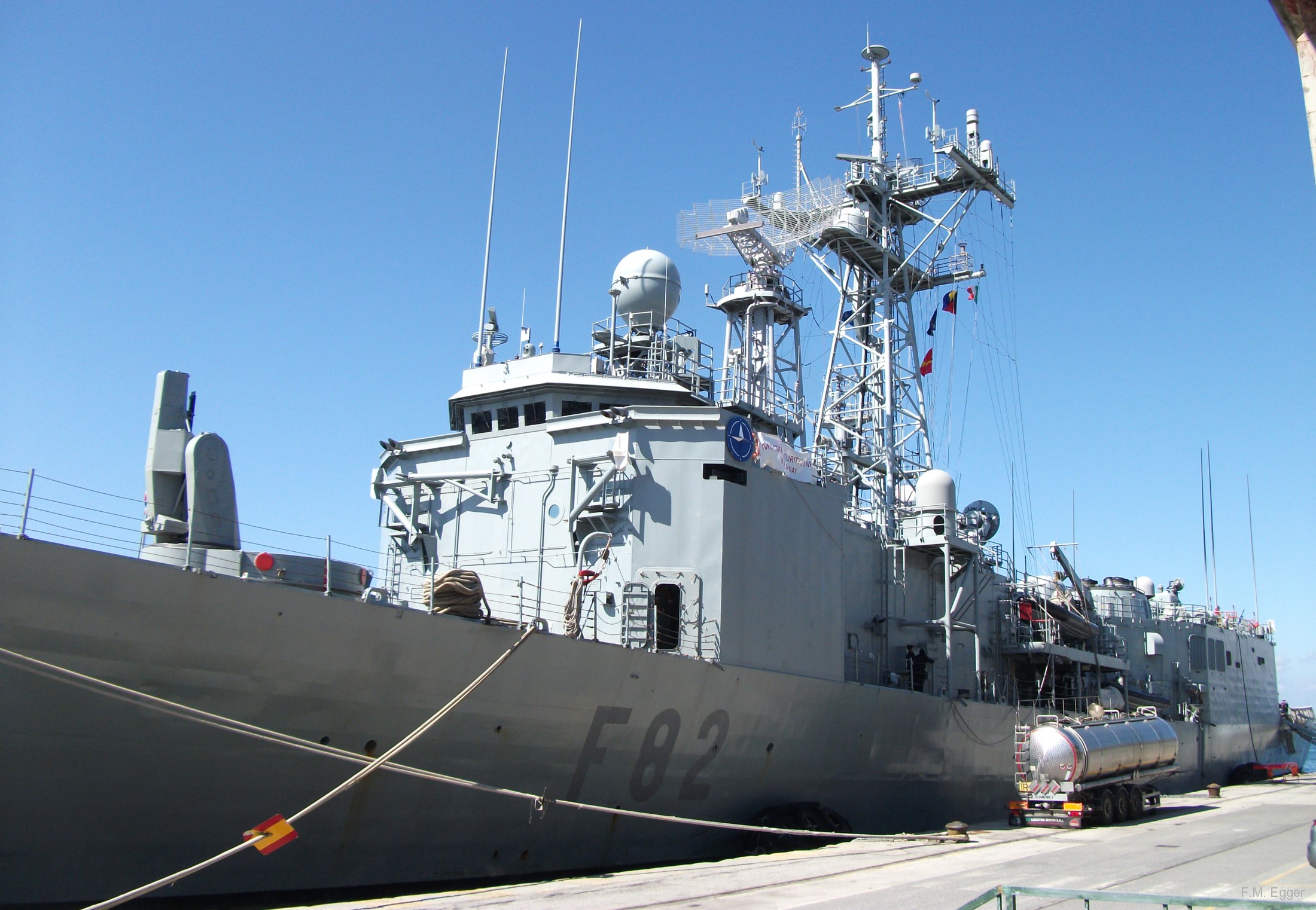 esps victoria f-82 santa maria class frigate ffg spanish navy nato snmg-2 trieste 03