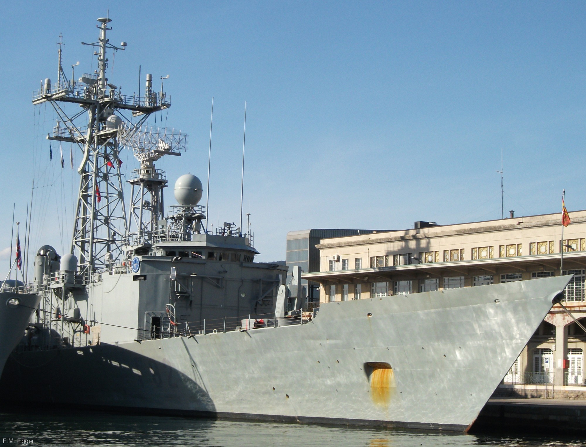 esps victoria f-82 santa maria class frigate ffg spanish navy nato snmg-2 trieste 17a