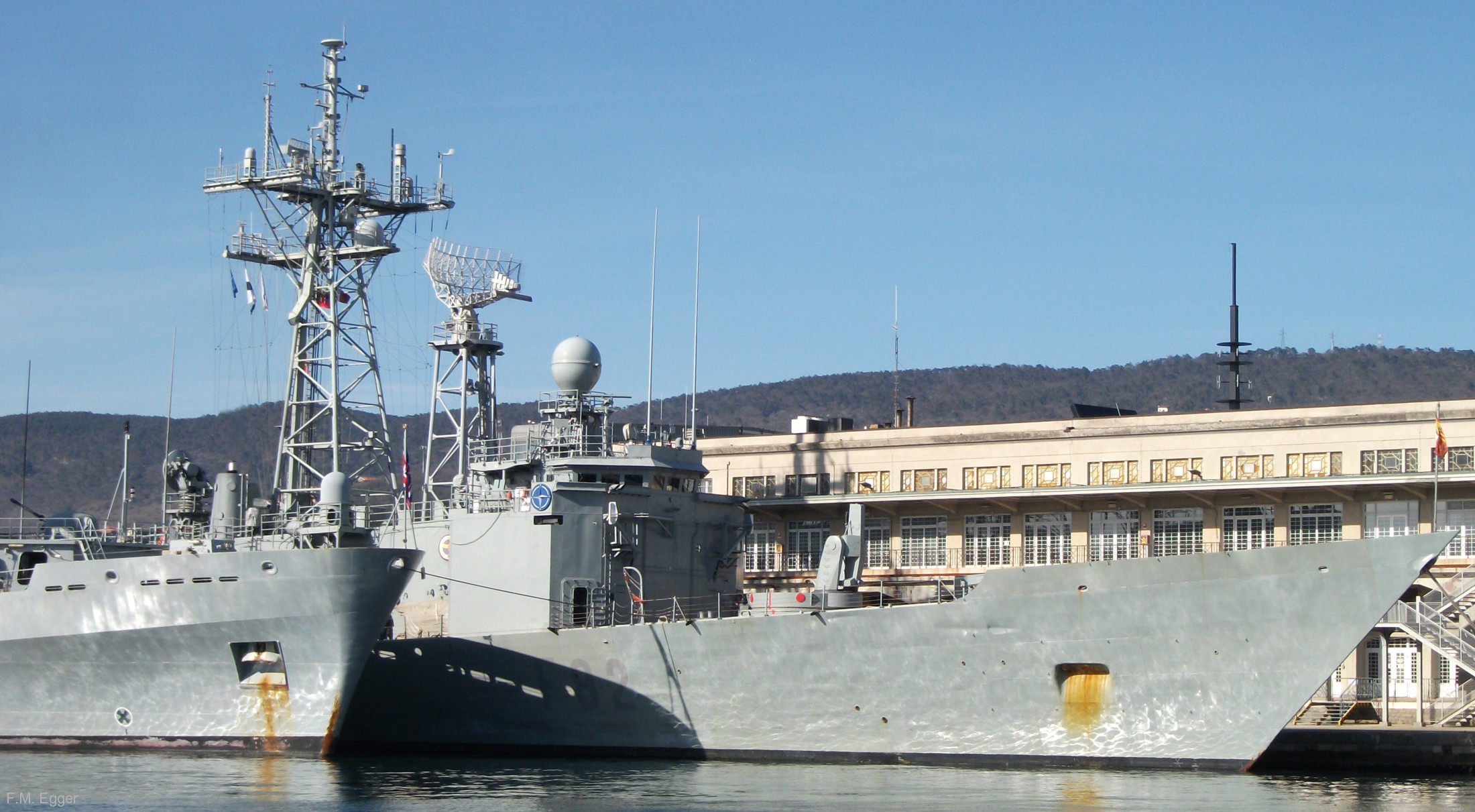 esps victoria f-82 santa maria class frigate ffg spanish navy nato snmg-2 trieste 17b