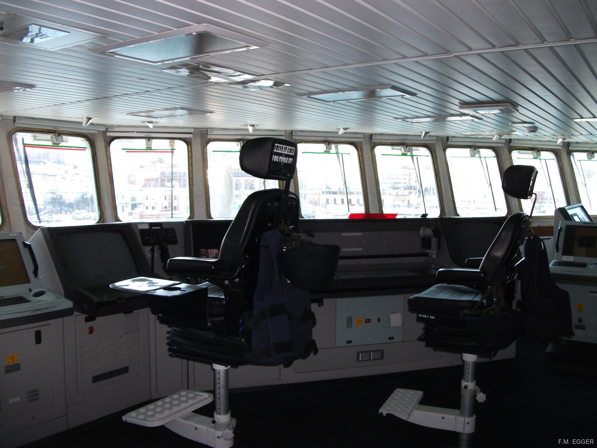 hms enterprise h-88 hydrographic oceanographic survey vessel royal navy nato snmcmg-2 trieste 08
