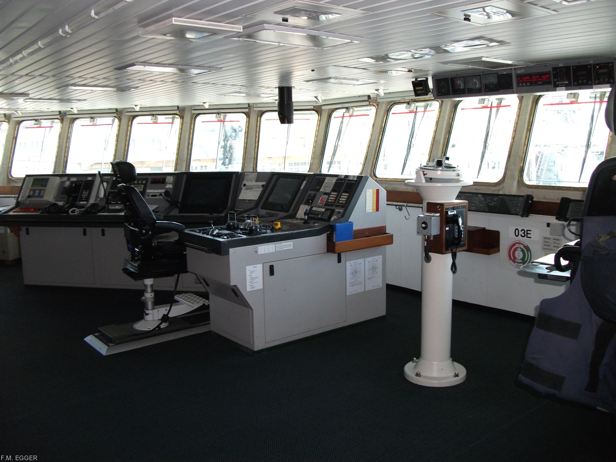 hms enterprise h-88 hydrographic oceanographic survey vessel royal navy nato snmcmg-2 trieste 17