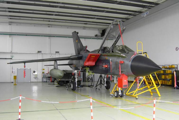 German Air Force Tornado (45+53). JaboG 33 - Jagdbombergeschwader 33. Erding Open Day 2006.