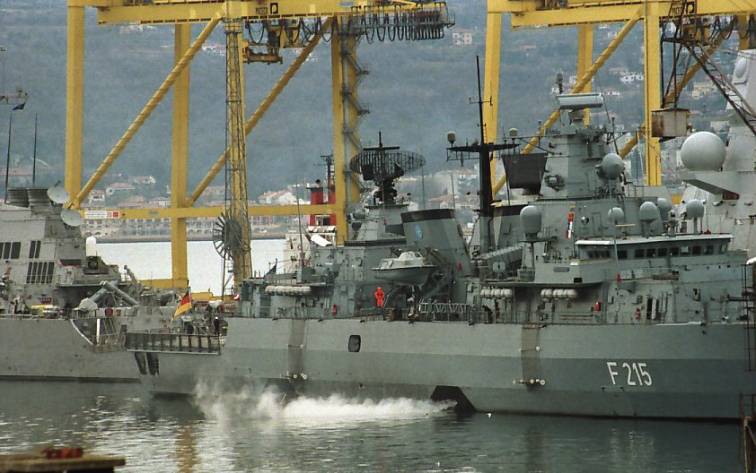 FGS Brandenburg (F 215), USS Arleigh Burke (DDG 51) - Standing NATO Response Force Maritime Group 2 / SNMG-2. Trieste, Italy - February 2006.