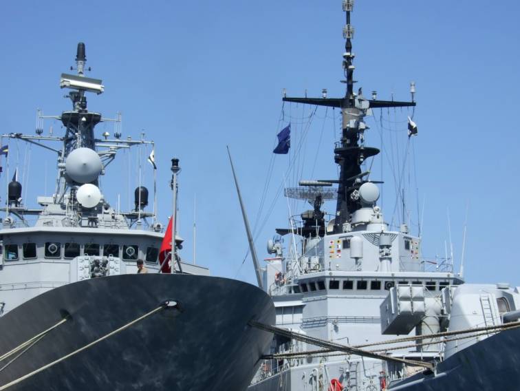 TCG Salihreis F 246 - ITS Euro F 575 / SNMG-2 - Trieste, Italy - April 2008